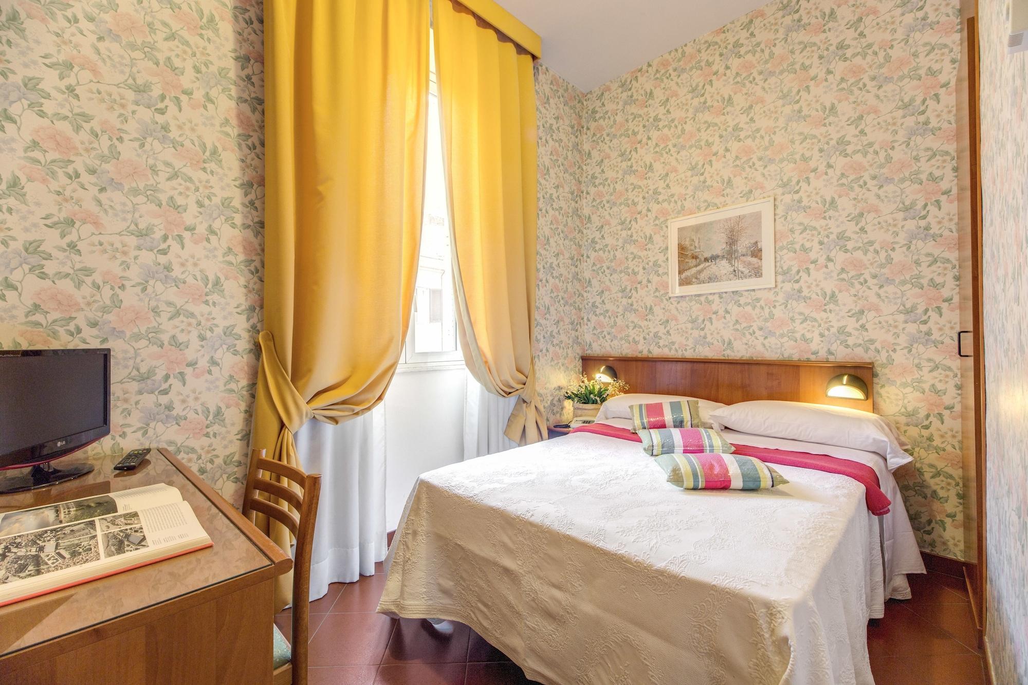 Hotel Corona Roma Esterno foto