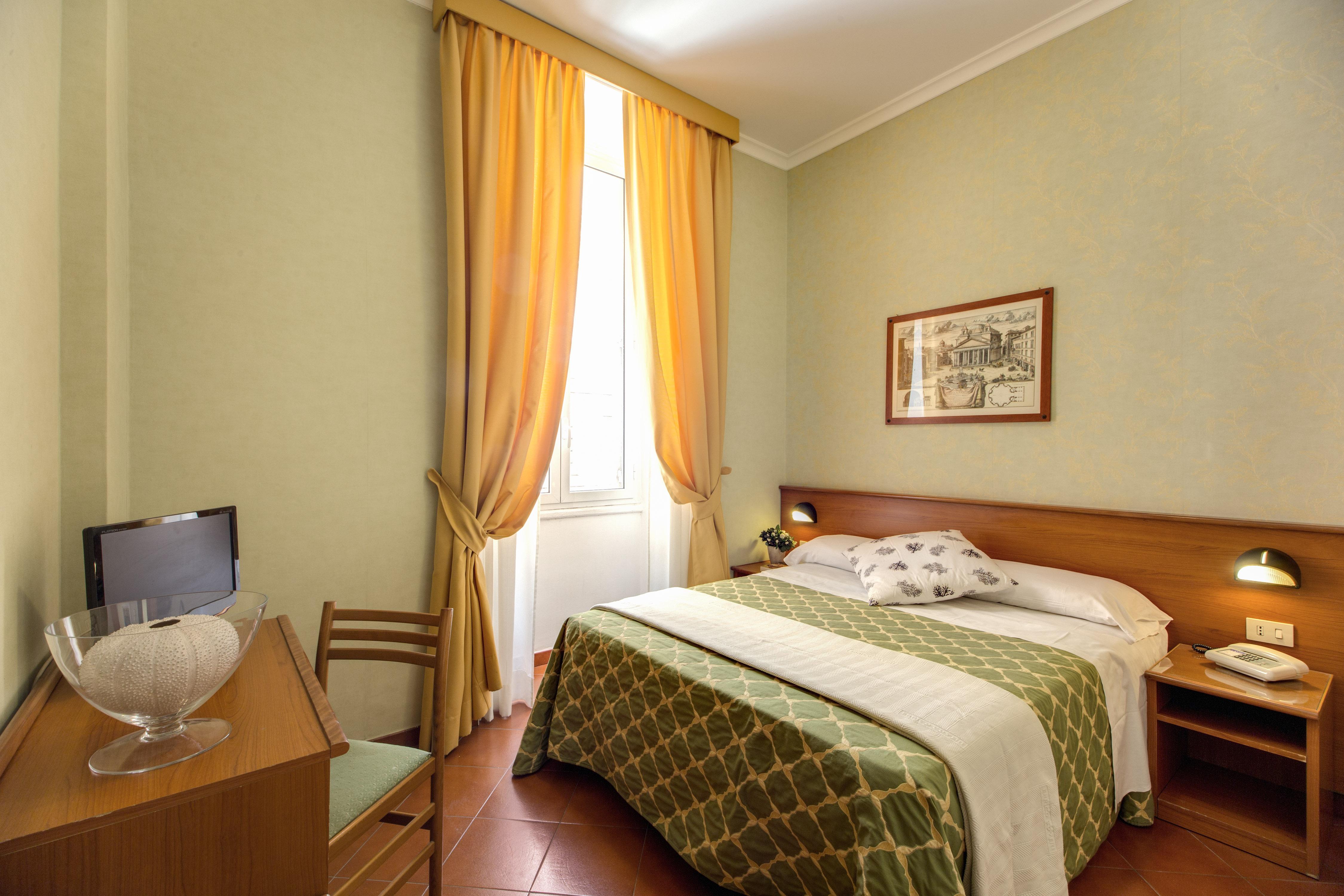 Hotel Corona Roma Esterno foto